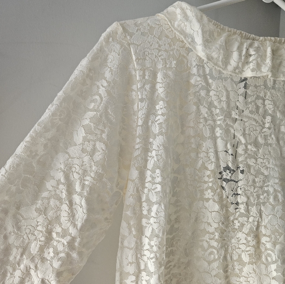BNWT MOTEL ROCKS lace ruffle blouse - Picture 7 of 7